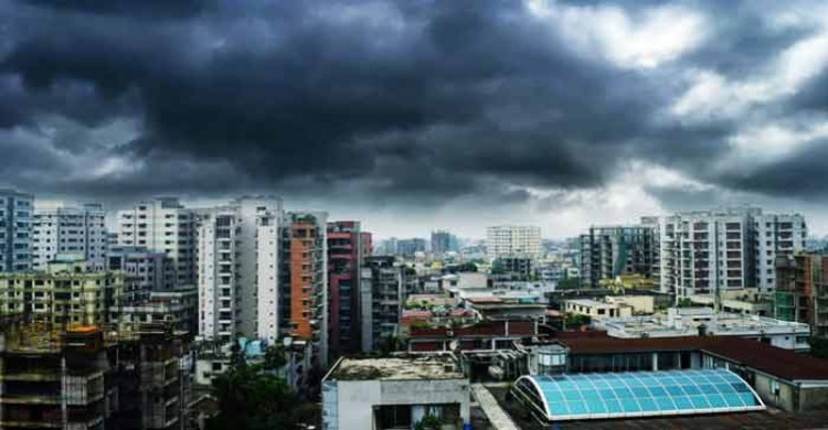 ছয় ঘণ্টার পূর্বাভাস: আংশিক মেঘলা থাকতে পারে ঢাকার আকাশ