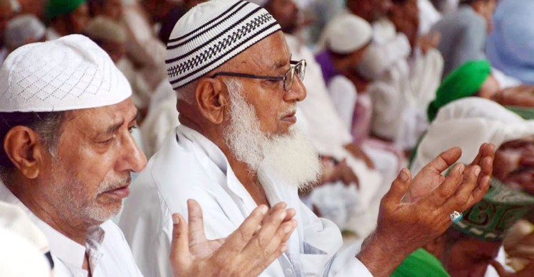 সপ্তাহের গোনাহ মিটিয়ে দেয় জুমার নামাজ
