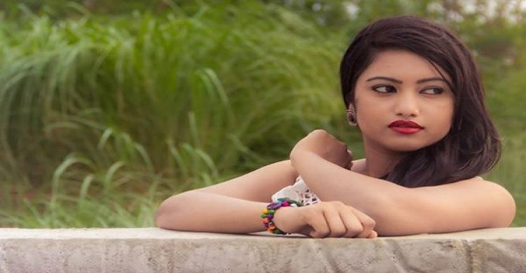 শুটিং করতে গিয়ে অভিনেত্রী শারমিন আঁখি অগ্নিদগ্ধ