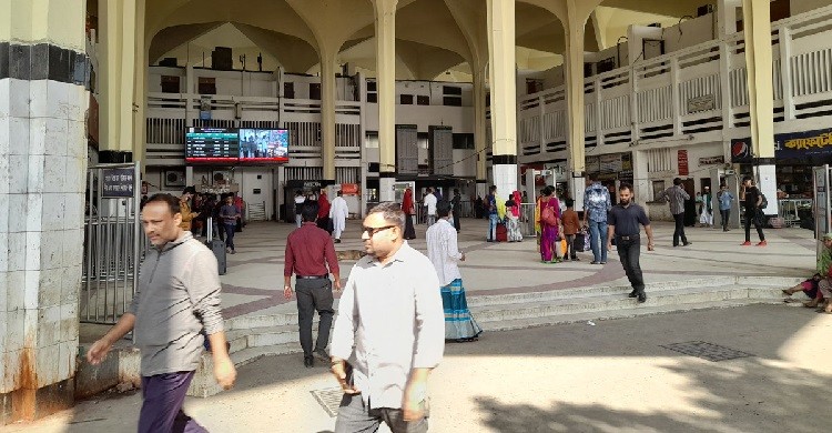 ভোগান্তি ছাড়াই মিলছে ট্রেনের অগ্রিম টিকিট