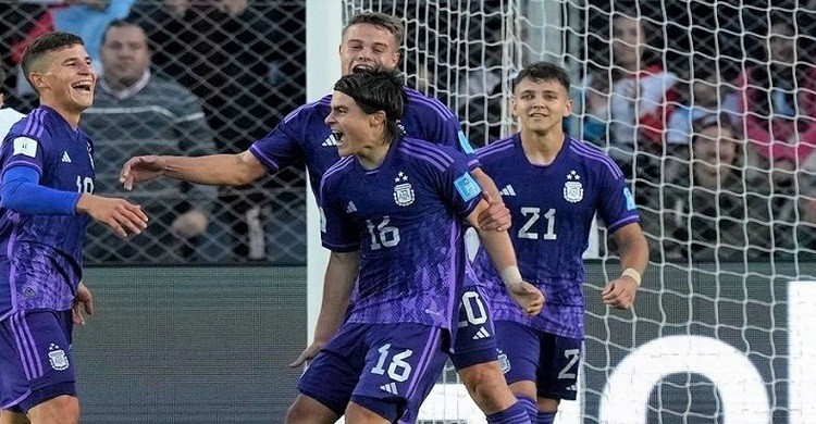 নিউজিল্যান্ডকে ৫-০ গোলে উড়িয়ে দিল আর্জেন্টিনার যুবারা