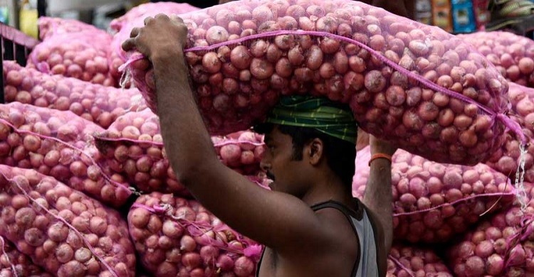 পেঁয়াজ আমদানির অনুমতি সোমবার
