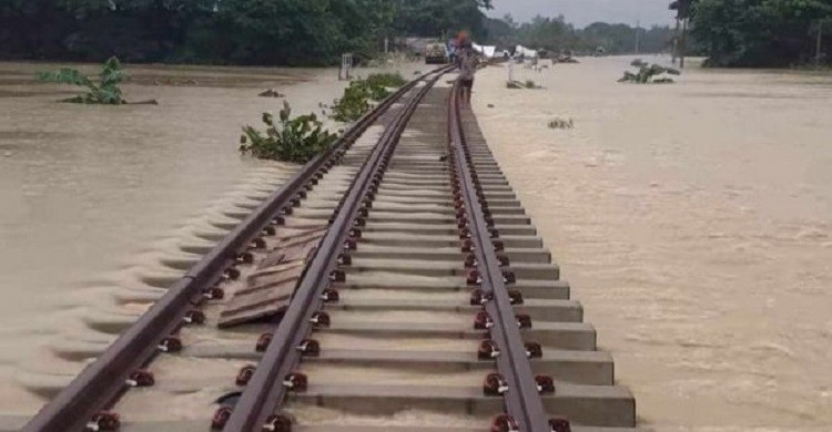 বৃষ্টিপাত ও পাহাড়ি ঢলে চট্টগ্রাম-কক্সবাজার রেললাইনের ব্যাপক ক্ষতি
