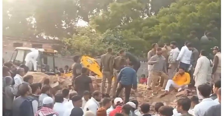 গায়ে হলুদের অনুষ্ঠানে দেয়াল চাপা পড়ে নিহত ৭