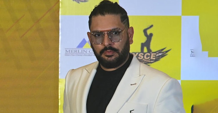 ক্রিকেটারের বাড়িতে চুরি