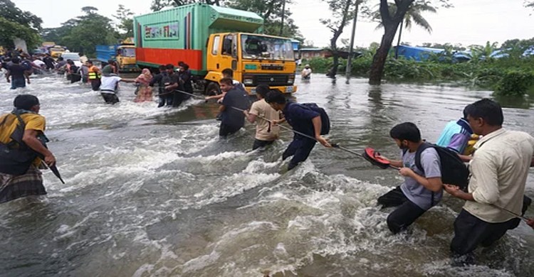 বন্যায় মৃতের সংখ্যা ৫৪, পানিবন্দী ১০ লাখ পরিবার