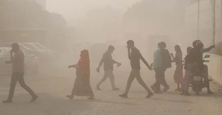 আজ ঢাকার বাতাস ‘খুবই অস্বাস্থ্যকর’