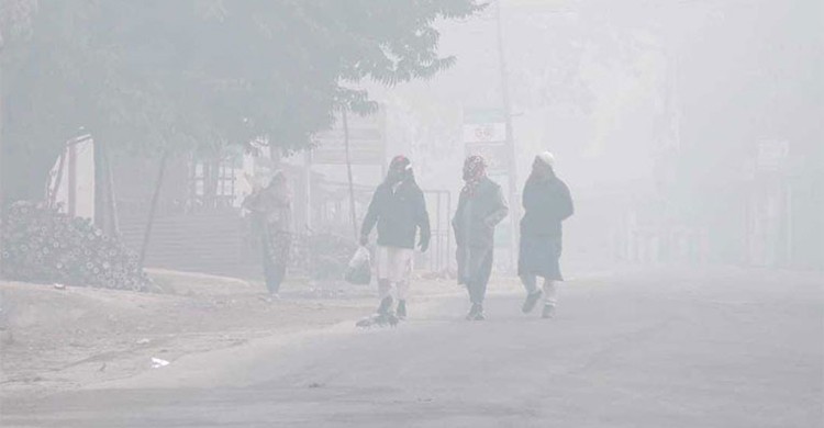 সারাদেশে জেঁকে বসেছে শীত