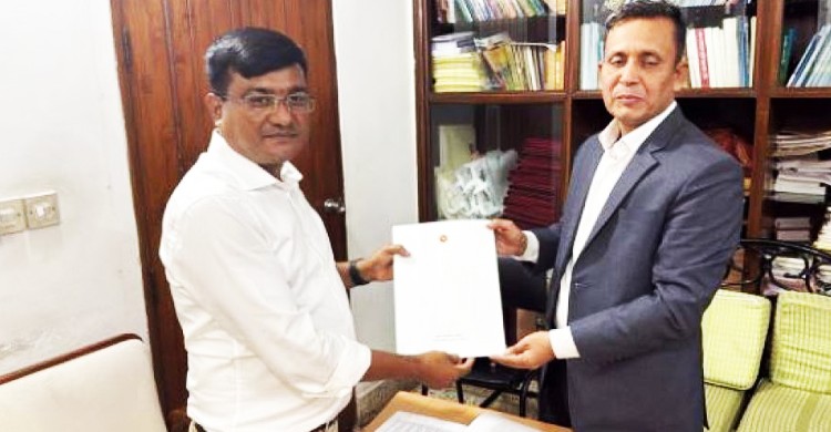 ঈদ শুভেচ্ছার জন্য বেগম খালেদা জিয়া ও তারেক রহমানকে প্রধান উপদেষ্টার আমন্ত্রণ