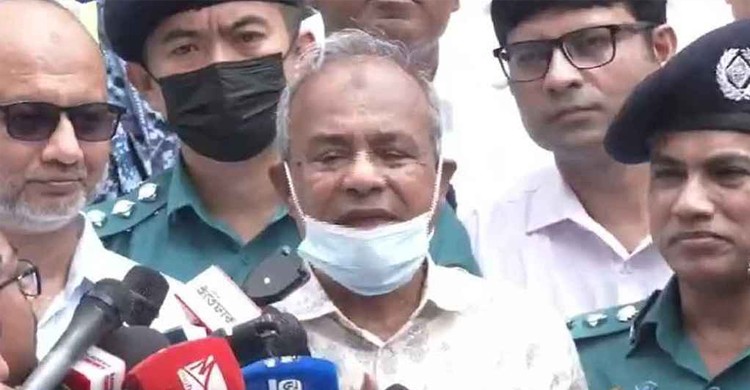 মালয়েশিয়া থেকে ফেরত ৩ জনের জঙ্গি সংশ্লিষ্টতা নেই: স্বরাষ্ট্র উপদেষ্টা