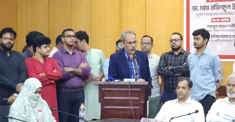 বিচারবহির্ভূত হত্যার শিকার লাশের ছবি মিডিয়াতে এসেছে চিকিৎসকদের কল্যাণে : ডা. রফিক