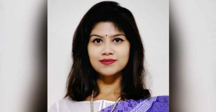 ৩৮ লাখ টাকা ঘুষ নেওয়ার অভিযোগে কর কর্মকর্তা মিতু বরখাস্ত