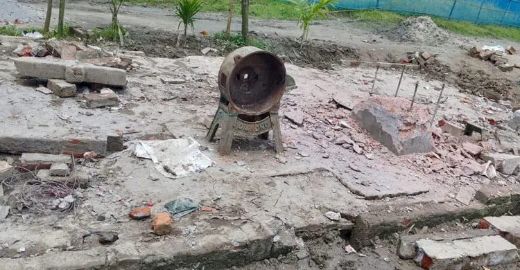 ঈশ্বরগঞ্জে রাইসমিল ভাংচুর ও মালামাল লুটপাট করে জমি দখলের অভিযোগ