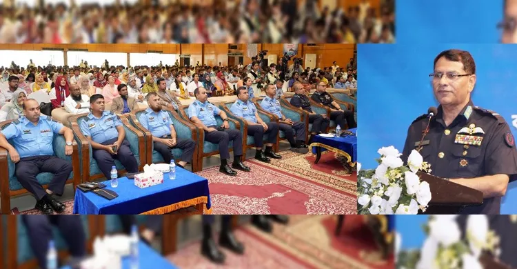 আন্তঃশাহীন বিতর্ক, কুইজ, গণিত, বিজ্ঞান ও স্পেলিং প্রতিযোগিতা-২০২৫ এ চ্যাম্পিয়নদের হাতে পুরস্কার
