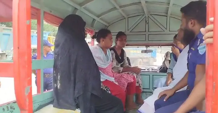 রূপগঞ্জে চাঁদাবাজি ও প্রবাসীদের মারধরের অভিযোগে ১২ হিজড়া গ্রেফতার