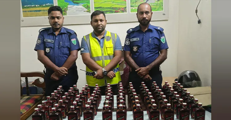 জৈন্তাপুরে পুলিশের অভিযানে ৯৬ বোতল বিদেশি মদ উদ্ধার