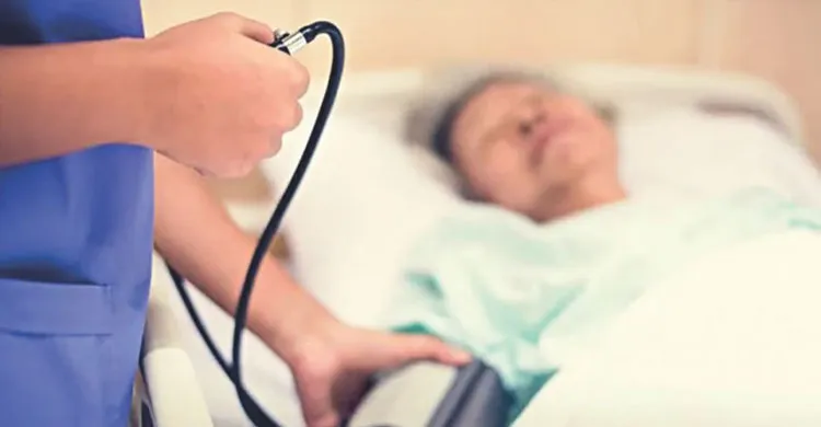 স্ট্রোকে আক্রান্ত মানুষ, বাড়ছে মৃত্যুর ঝুঁকি