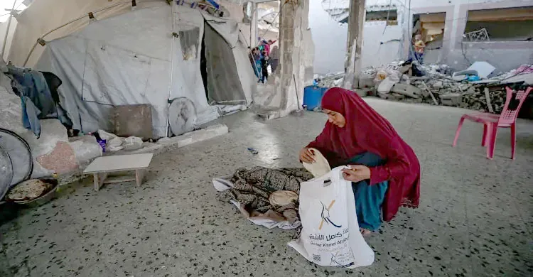 যুদ্ধবিরতি চললেও ক্ষুধায় তীব্র কষ্টে গাজাবাসী