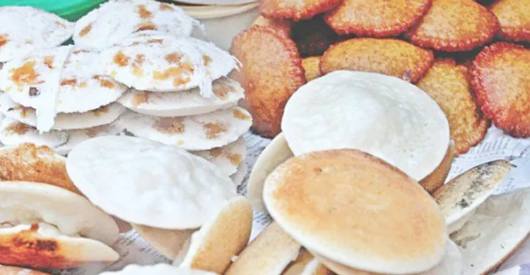 দেশজুড়ে ‘মৌসুমী পিঠার দোকান’ জমে উঠেছে