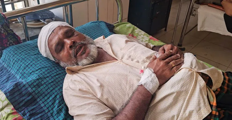 মাদারীপুরে কালকিনিতে জমিজমা নিয়ে বিরোধের জেরে ১ জনকে কুপিয়ে যখম