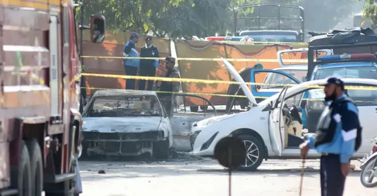 ইসলামাবাদে আত্মঘাতী হামলায় ১২ জন নিহত, আহত ২৭: স্বরাষ্ট্রমন্ত্রীর তথ্য