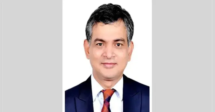 ট্যারিফ কমিশন চেয়ারম্যান মইনুল খান কি পালিয়েছেন