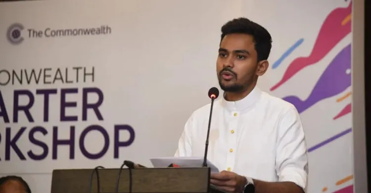 কোথাও কোনো মিষ্টি নেই