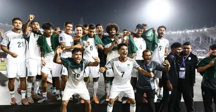 ভারতের বিপক্ষে জয়, ২ কোটি টাকা বোনাস পাবে হামজা-জামালরা