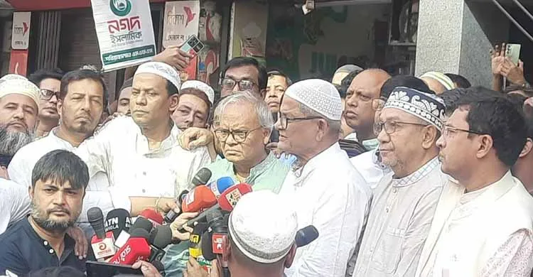 খালেদা জিয়ার শারীরিক অবস্থা অত্যন্ত সংকটময়: মির্জা ফখরুল