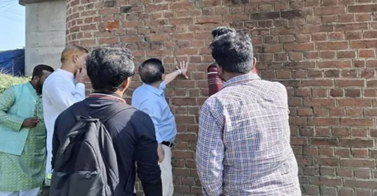 ঘোড়াশাল রেলসেতুর পিলার পরিদর্শনে বিশেষজ্ঞরা