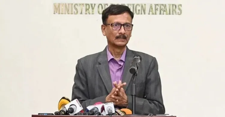 ‘দেশে ফিরতে চাইলে তারেক রহমান এক দিনের মধ্যেই ট্রাভেল পাস পাবেন’