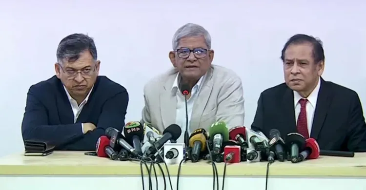 দেশি–বিদেশি চিকিৎসকদের সমন্বয়ে খালেদা জিয়ার চিকিৎসা চলছে: মির্জা ফখরুল