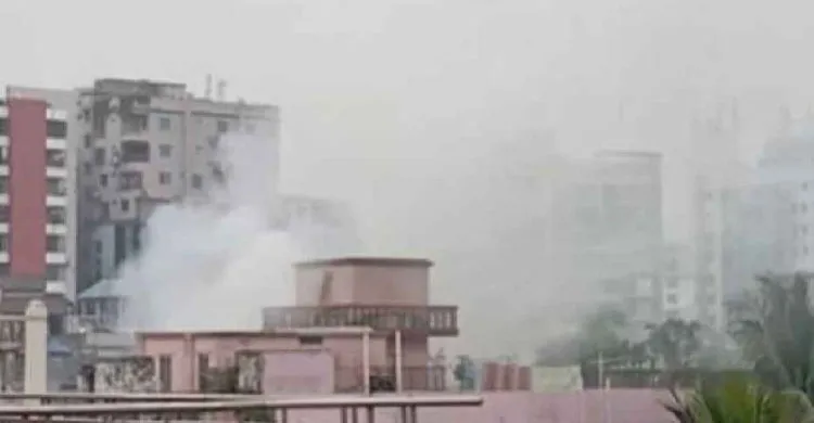 মোহাম্মদপুরে ৬ তলা ভবনে আগুন