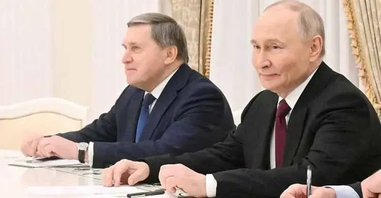 যুদ্ধ বন্ধে মার্কিন আলোচকদের সাথে ক্রেমলিনে পুতিনের পাঁচ ঘণ্টার বৈঠক