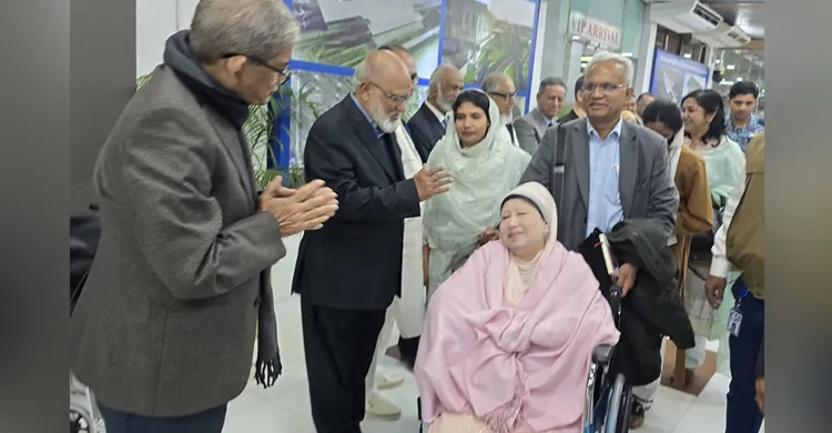 বেগম খালেদা জিয়াকে লন্ডনে নেওয়ার প্রস্তুতি চলছে  : ড. জাহিদ