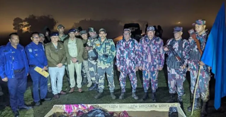 সীমান্তে বিএসএফের গুলিতে নিহত সবুজের মরদেহ হস্তান্তর