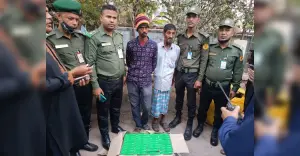 হাসপাতালের সরকারি ওষুধ বাহিরে পাচারের সময় পরিচ্ছন্নতা কর্মীসহ আটক ২