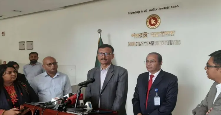 শেখ হাসিনা প্রত্যর্পণে ভারতের সিদ্ধান্তই চূড়ান্ত: পররাষ্ট্র উপদেষ্টা