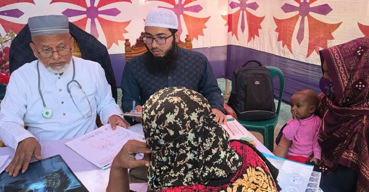 করিমগঞ্জে অধ্যাপক জেহাদ খানের উদ্যোগে ফ্রি মেডিকেল ক্যাম্প অনুষ্ঠিত