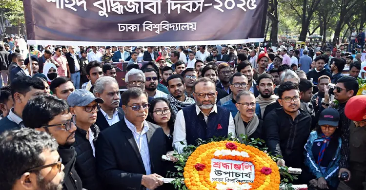 ইতিহাসকে মুখোমুখি দাঁড় করিয়ে বিভাজন সৃষ্টি করা যাবে না: ঢাবি উপাচার্য