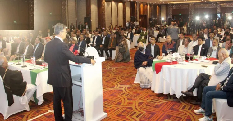 নতুন বাংলাদেশ গড়তে মিডিয়ায় সুষ্ঠু পরিবেশ জরুরি