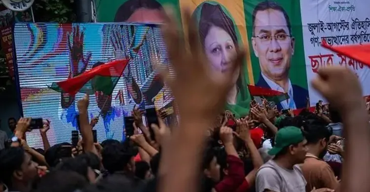 শেষ মুহূর্তে ছোট দল ও জোটের ভাঙ্গা গড়ার নেপথ্যে