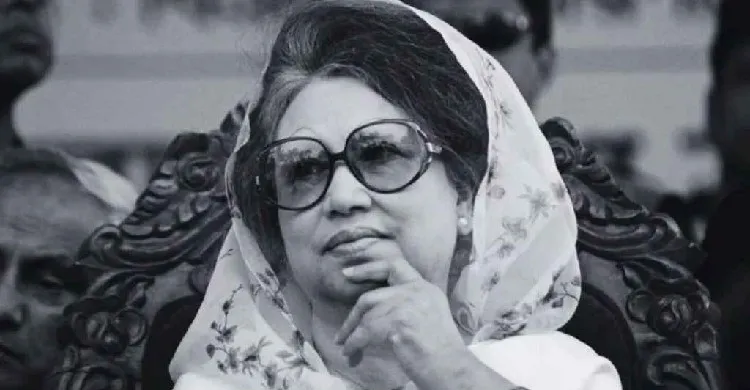 খালেদা জিয়ার জানাজায় অংশ নিতে ঢাকামুখী মানুষের ঢল