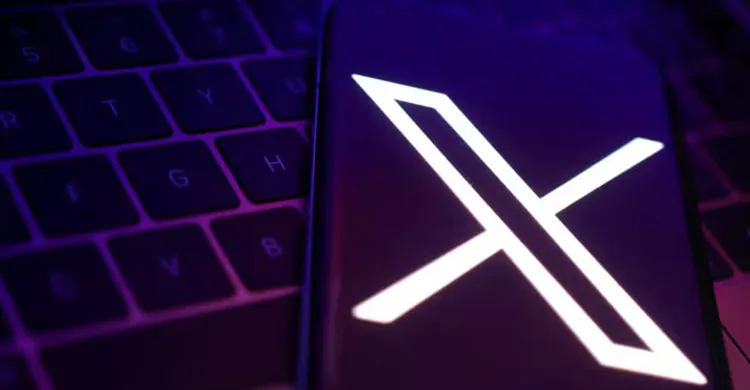 অশ্লীল কনটেন্ট বন্ধে এক্সকে আলটিমেটাম ভারতের