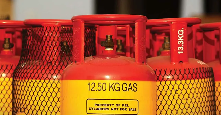 সারাদেশে এলপিজি সিলিন্ডার বিক্রি বন্ধ