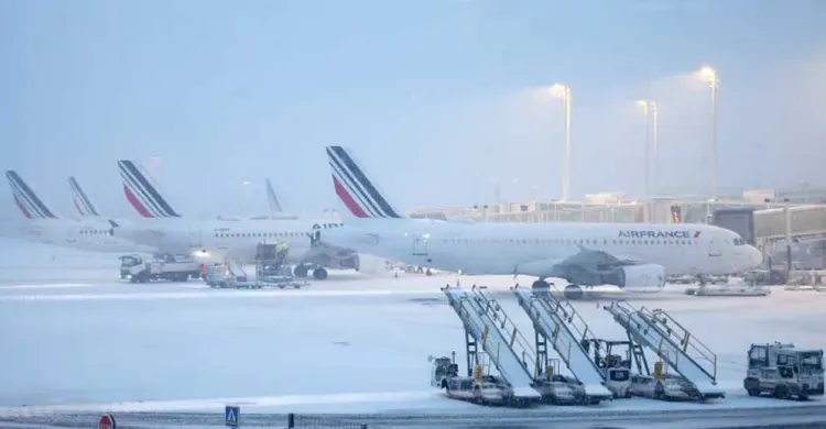 মধ্যপ্রাচ্যে একাধিক ফ্লাইট স্থগিত, দুবাই ও ইসরায়েল রুট বন্ধ