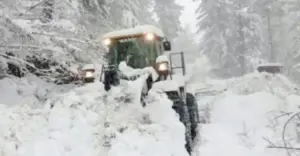পাকিস্তানে সতর্কতা জারি, ভ্রমন এড়ানোর পরামর্শ