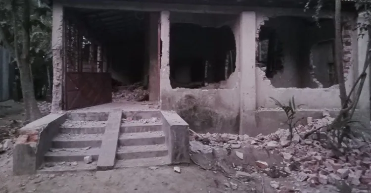 নেত্রকোনায় ইমাম নিয়োগকে কেন্দ্র করে সংঘর্ষ ও হত্যাকাণ্ডে জনশূন্য গ্রাম