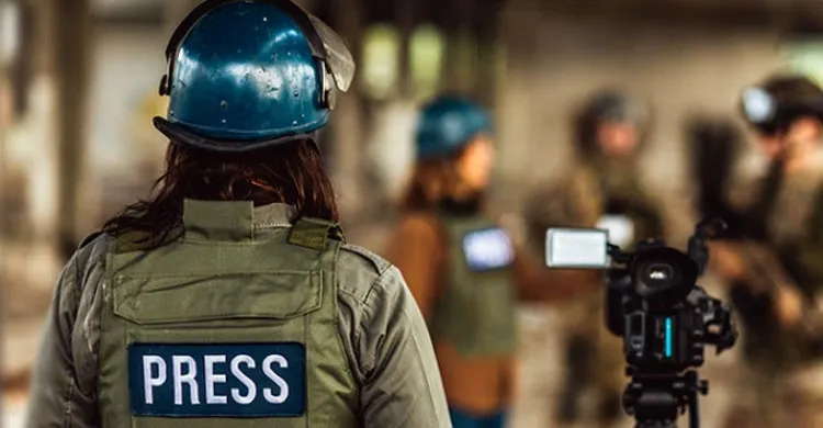 অনলাইনে নয়, সাংবাদিক কার্ড ম্যানুয়ালি ইস্যু করবে ইসি