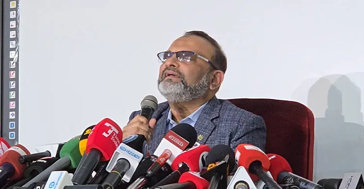 পদত্যাগের ঘোষণা দিলেন ঢাবি ভিসি